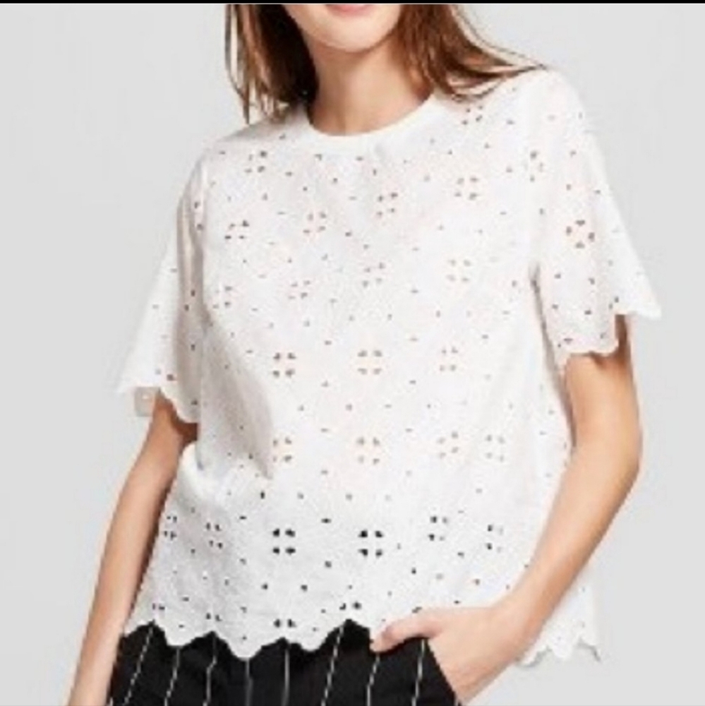 Who What Wear Eyelet top